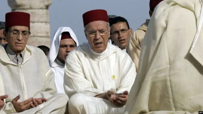 رئيس المجلس العلمي بخنيفرة يُدان بثلاثة أشهر حبساً موقوف التنفيذ بسبب تلاعب في نتائج التأهيل الديني