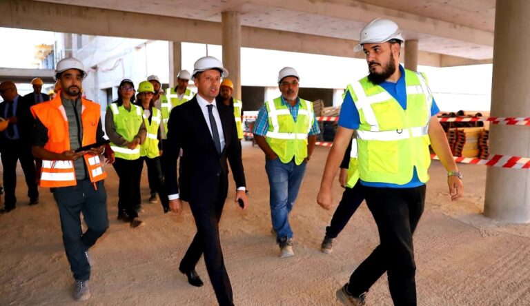 في ظل إصلاحات وطنية إقصاء إقليم إفران… يثير اشمئزاز الساكنة من المساواة في الحق في العلاج والتطبيب