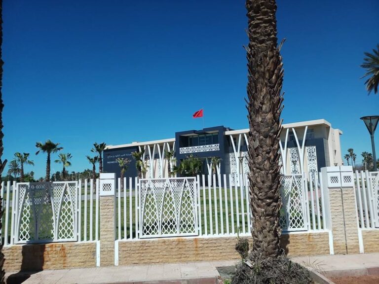 من أرض الخيرات إلى إقليم الإنتظارات… الفقيه بن صالح بين عجز التنمية وتغول المال والسلطة