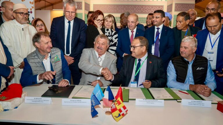 اتفاقيتان لتعاون مغربي فرنسي لتعزيز مرونة الثروة الحيوانية والابتكار الفلاحي على هامش القمة 34 لثروة الحيوانية