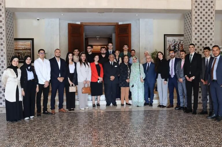 زكرياء المساوي: شاب من الأقاليم الجنوبية في قلب المحكمة الدستورية – تفاصيل زيارة استثنائية لأعلى هيئة قضائية