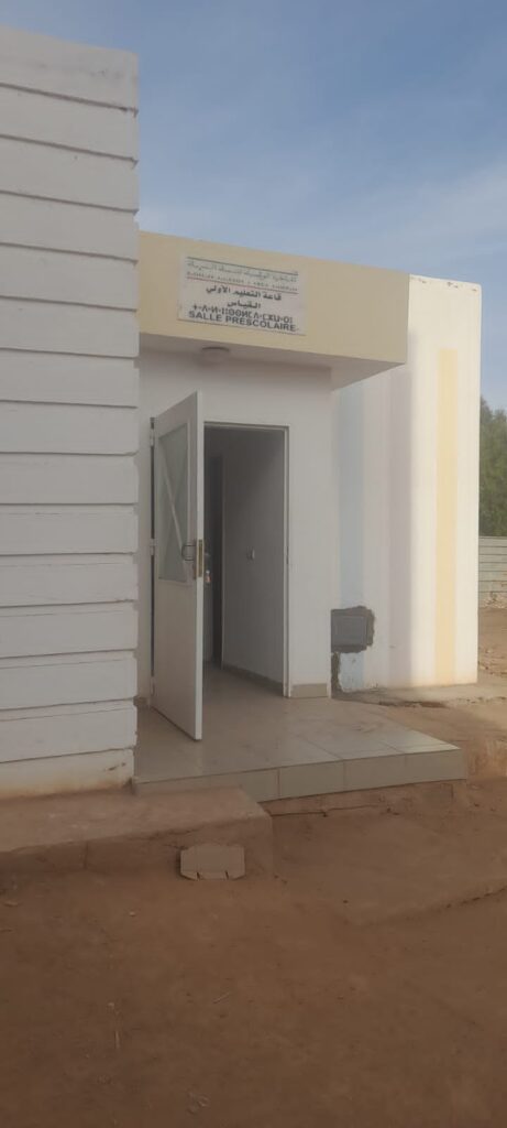 تجاوب السلطات الإقليمية مع مطالب ربط قاعة التعليم الأولي بالكهرباء والماء بدوار لقياس جماعة كريفات