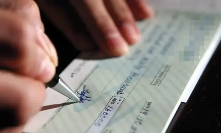 قانون جديد يعفي الشيكات بدون رصيد من السجن في بعض الحالات.. هذه أبرز التعديلات