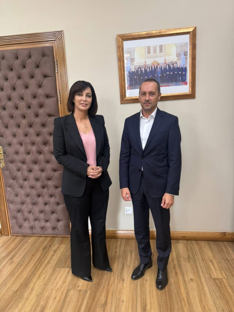 النائبة البرلمانية مديحة خيير تطلب توضيحات حول تعثر مشروع بناء مستوصف بآيت علي بإقليم بني ملال