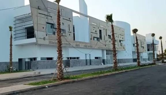 أرباب حافلات النقل بالناظور يحتجون على طريقة فتح المحطة الطرقية الجديدة ويصفون القرار بـ“الارتجالي”