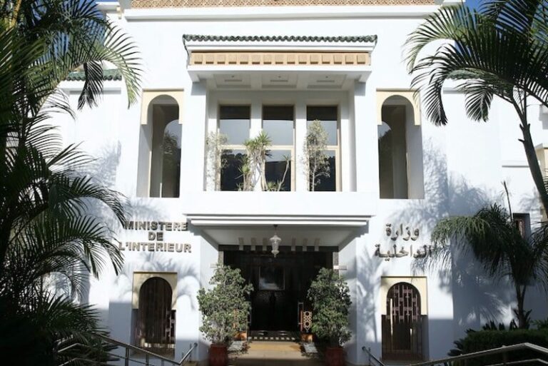 تحقيقات داخلية حول تفويت أراضٍ جماعية بأثمان بخسة تستنفر وزارة الداخلية