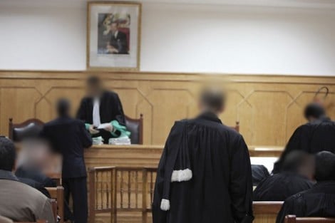 مستشار بجماعة خريبكة يلجأ للقضاء ضد نائب اعتبر لفظة «غنوض لمك» سبًّا وتهديدًا وتشهيرًا