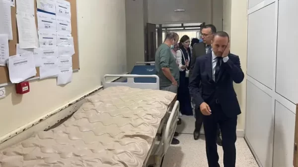 واقعة صادمة بمستشفى أزيلال الإقليمي… اتهامات لطبيب تخدير بالاعتداء اللفظي على ممرضة داخل المركب الجراحي
