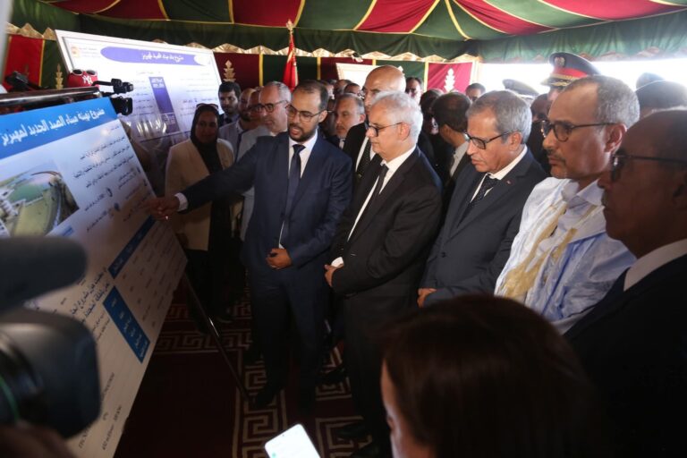 نزار بركة يعطي انطلاقة مشاريع ويطّلع على تقدم تنفيذ برامج مهيكل بجهة الداخلة_وادي الذهب