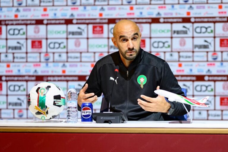 الركراكي: قوة الأسود في عمق المجموعة.. وحكيمي سيبقى معنا حتى لو غاب عن الميدان