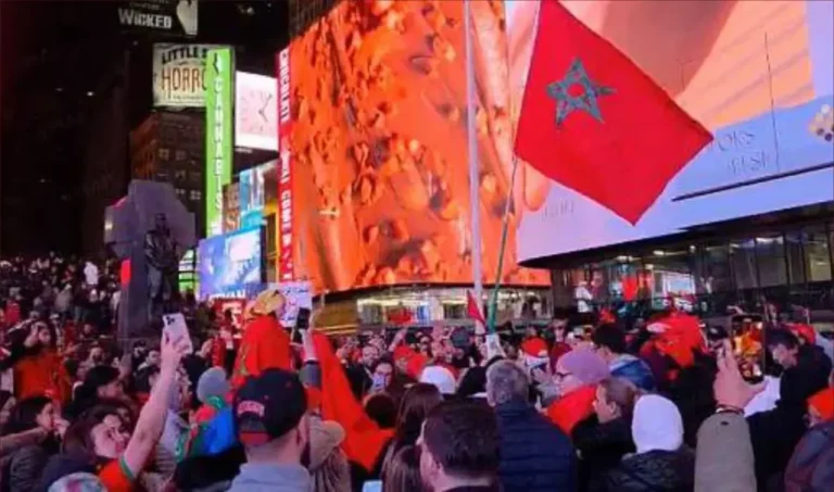 نيويورك تتزين بالأحمر والأخضر… الجالية المغربية تحتفل بقرار أممي تاريخي حول الصحراء المغربية