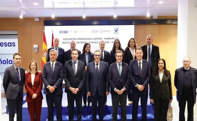 أخنوش يبحث تعزيز الشراكة مع سانشيز خلال الاجتماع رفيع المستوى بمدريد