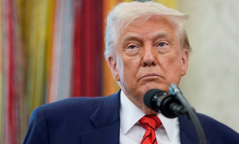 ترامب يعلن: الولايات المتحدة ستتولى إدارة فنزويلا مؤقتاً إلى حين “انتقال آمن للسلطة”