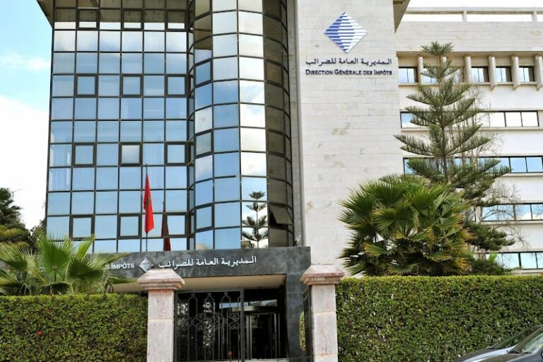 تحقيقات ضريبية تكشف معاملات مشبوهة بملايين الدراهم وتضع متهربين تحت المجهر