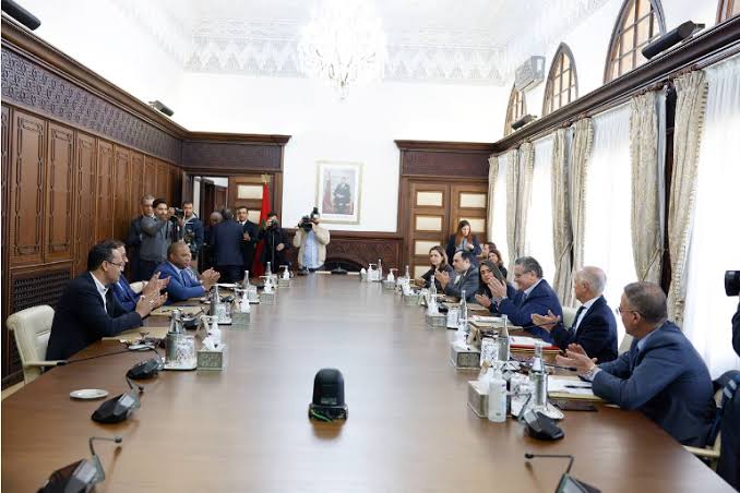 الحكومة تدعو النقابات لجولة أبريل وسط توتر حول إصلاح التقاعد وتجاهل طلب التأجيل