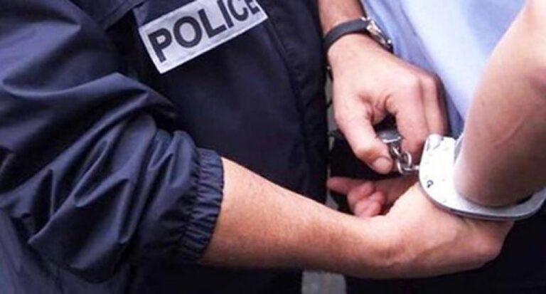 تفكيك شبكة لترويج المخدرات بشيشاوة وحجز كمية من “الشيرا” وأسلحة بيضاء