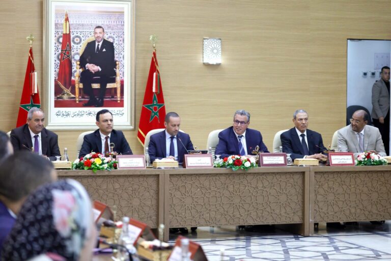 أخنوش من العيون: إصلاح المنظومة الصحية دخل مرحلة التحول الجهوي