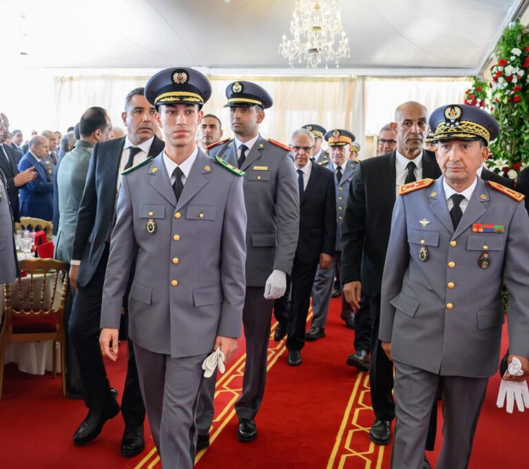 ولي العهد الأمير مولاي الحسن يترأس مأدبة غداء احتفالا بالذكرى الـ70 لتأسيس القوات المسلحة الملكية بالرباط