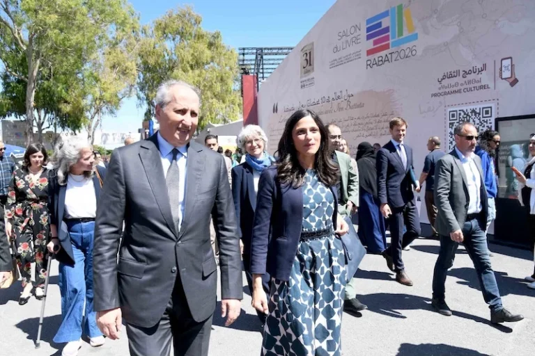 زيارة رسمية تجمع برادة والوزيرة الفرنسية بأروقة معرض الكتاب بالرباط