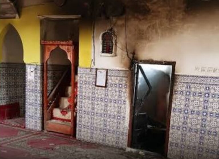 استنفار أمني بعد حريق مهول بمسجد نواحي شيشاوة وتلف عدد من المصاحف