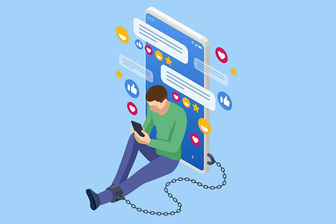 حان وقت تجفيف الفضاء الرقمي من طوفان التفاهة