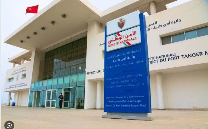تفكيك شبكة لتهريب السيارات عبر ميناء طنجة المتوسط وتوقيف 8 مشتبه فيهم