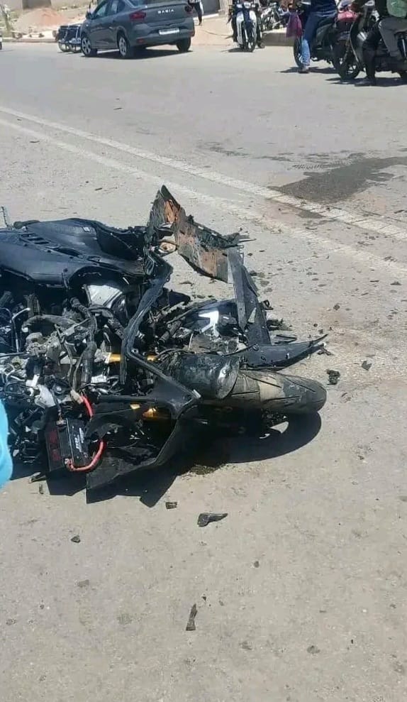 فاجعة تهز مدينة وجدة: حادثة سير مروعة تودي بحياة شابين أمام كوليمو