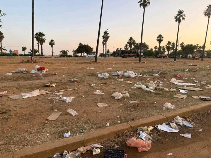 بعد إسدال الستار على مهرجان عين الجوهرة.. النفايات تغزو الفضاءات العمومية وأسئلة حول المسؤولية
