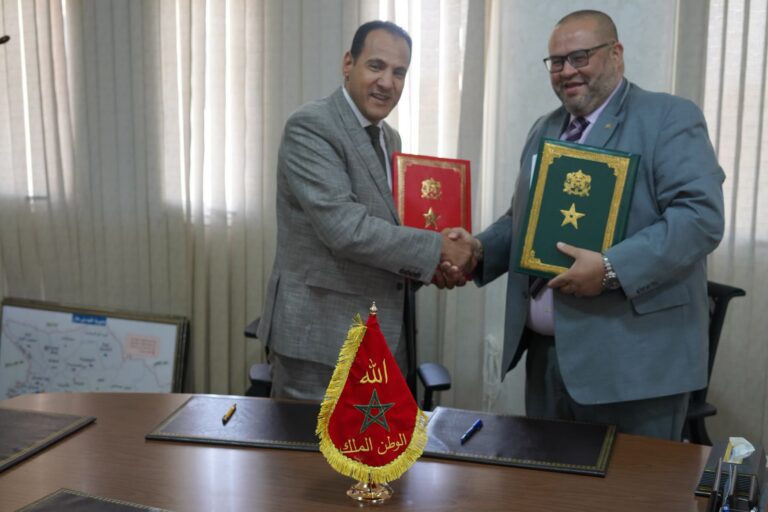 الأكاديمية الجهوية للتربية والتكوين والسجن المحلي ببني ملال يوقعان اتفاقية شراكة لتنفيذ العقوبات البديلة وتعزيز الإدماج الاجتماعي.