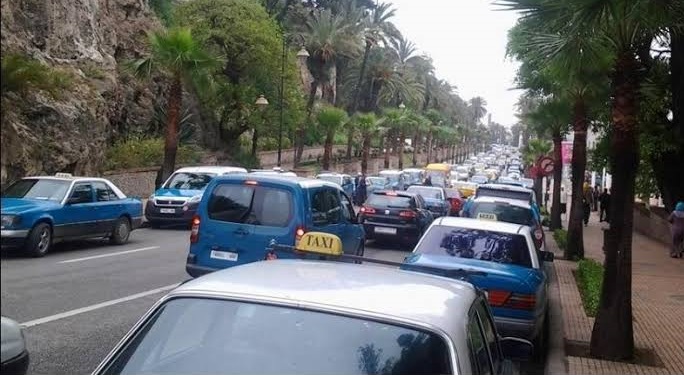 استئنافية تطوان تقرر متابعة سائقي سيارات الأجرة في حالة سراح على خلفية أحداث سبتة