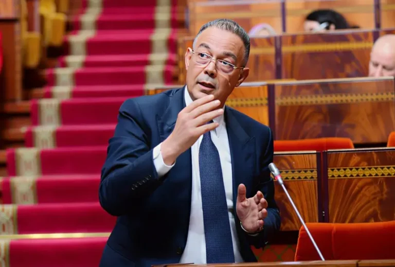 هل كُلّف لقجع بصرف 210 مليار درهم؟ مصدر مقرّب يوضح حقيقة المبلغ المتداول
