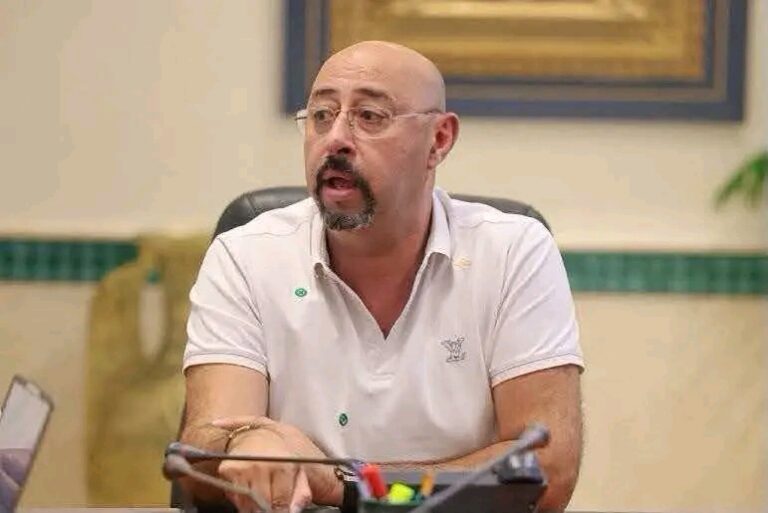 طنجة.. وضع العمدة منير ليموري رهن الحراسة النظرية في قضية أوراق انتخابية