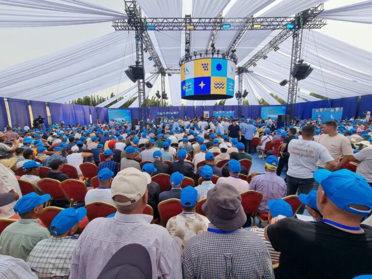 بحضور عزيز أخنوش.. أزيد من 6000 شخص يشاركون في لقاء تواصلي للتجمع الوطني للأحرار بعين الجوهرة سيدي بوخلخال