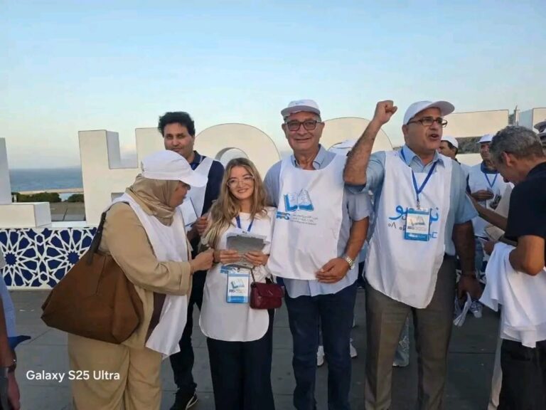 الدكتور محمد بودرا يواصل حملته الانتخابية بمدينة الحسيمة