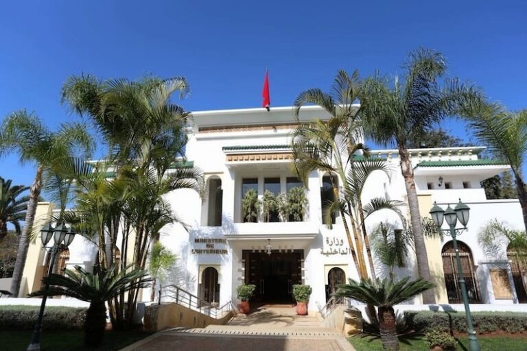 الجماعات الترابية تسجل فائضاً بـ10.4 مليار درهم إلى نهاية يوليوز