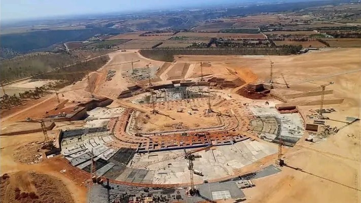 بنسليمان.. الأمن يفك لغز اختفاء 25 طناً من حديد ورش الملعب الكبير ويقود التحقيق إلى «لافيراي»