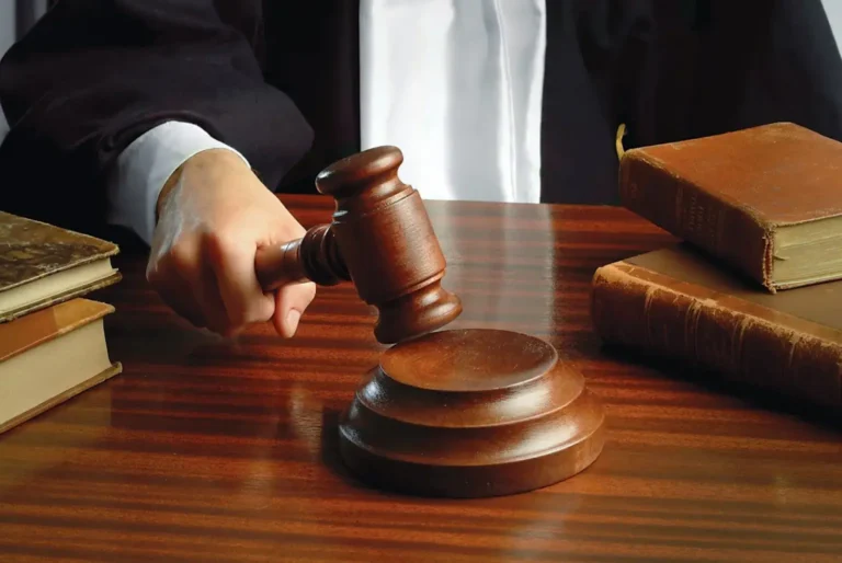 المجلس الأعلى للسلطة القضائية يسجل ارتفاعاً في العقوبات التأديبية للقضاة وتلقي 8500 شكاية خلال 2025