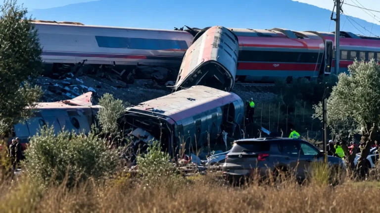إسبانيا.. ارتفاع حصيلة ضحايا تصادم قطارين إلى 74 قتيلا والقنصلية المغربية تتابع أوضاع الجالية