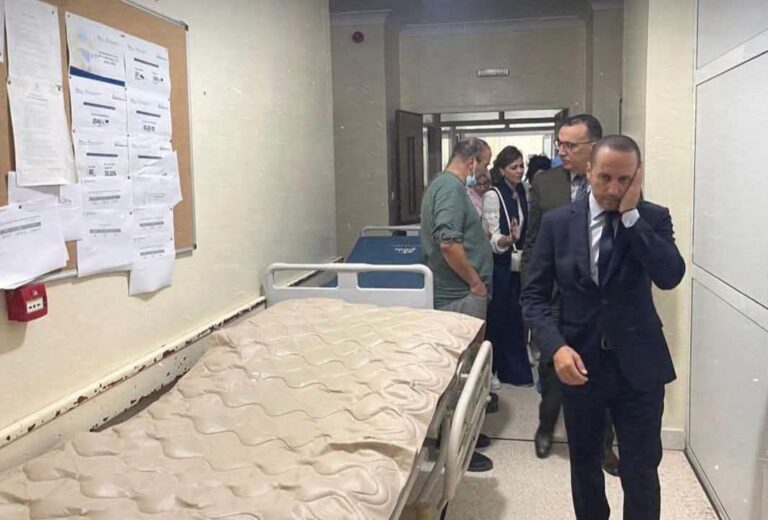 العرائش.. وزارة الصحة تغلق مصحة خاصة بعد رفض استقبال رضيع في وضعية حرجة
