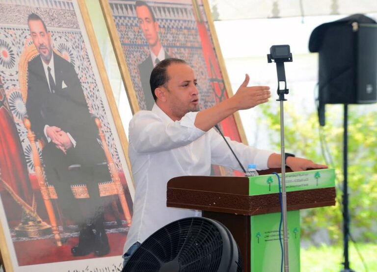 بعد يومين من الاستقالة.. رئيس جماعة المعازيز يتراجع عن قراره ويستجيب لضغوط الساكنة