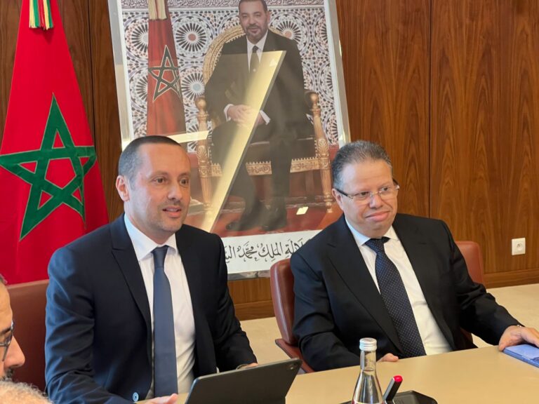 يونس بجيجو يتسلم وزارة الصحة والحماية الاجتماعية خلفاً لأمين التهراوي