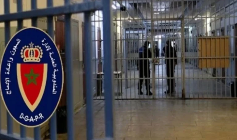 إدارة سجن أصيلة تنفي نقل نزيل إلى مصحة خاصة وتوضح وضعه الصحي