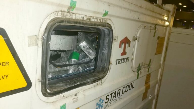 طنجة المتوسط.. إحباط تهريب 48.3 كيلوغراماً من الكوكايين قادمة من البرازيل