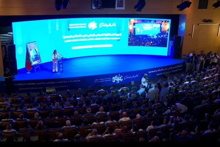 أصوات داخل المجلس الوطني للبام ترفض مشاركة الأحرار في الحكومة