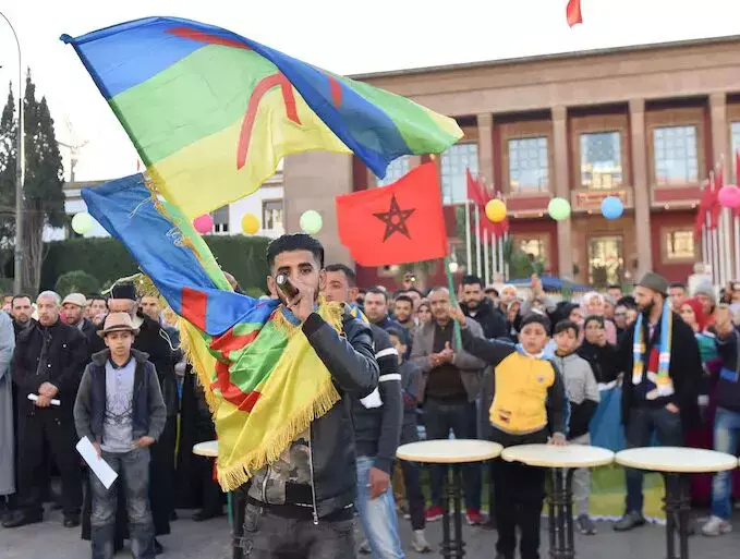 فعاليات أمازيغية تطالب المنصوري بميزانية مدمجة لتفعيل رسمية الأمازيغية
